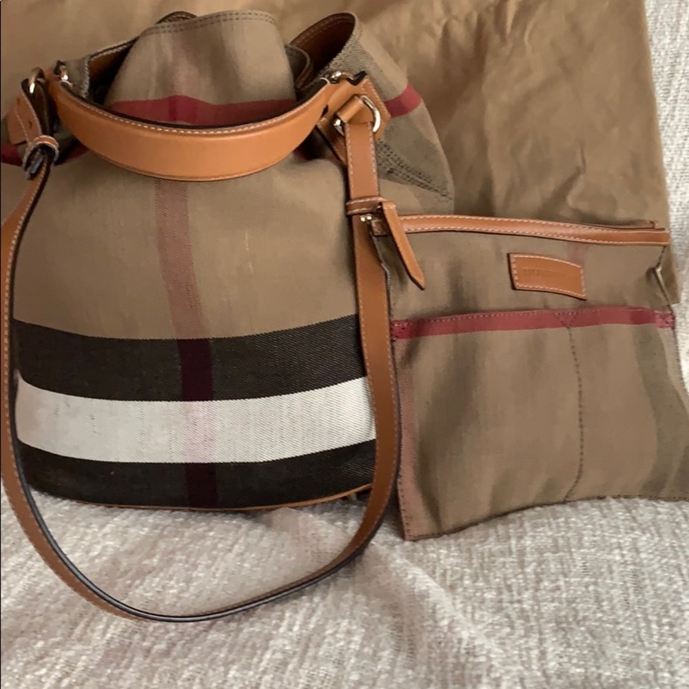 BURBERRY Ashby canvas bag.  EXCELLENT condition!